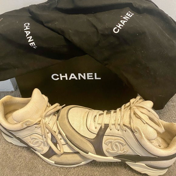 Chanel Sneakers size 38 (8) - Picture 1 of 7